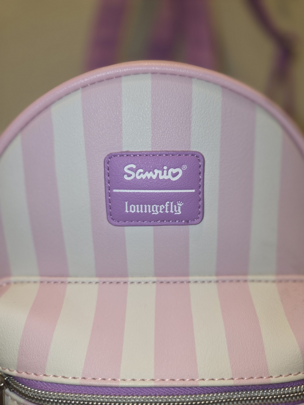 Loungefly🎀Sanrio Hello Kitty🌸Mini Backpack🎀 - Picture 2 of 5
